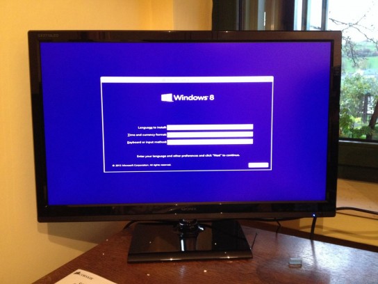 Windows 8 vom USB Stick installieren dauert nur ein paar Minuten.