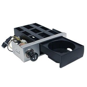 Für alle Autosimulatorfans. Zigarettenanzünder und Becherhalter. Für das echte Autofeeling am Computer. *Nicht geeignet für Rennautosimulatoren. http://www.geeks.com/details.asp?invtid=SIL-CIGCUP-BAY Update: This one only has a lighter but it is still in stock: http://www.frozencpu.com/cig-01.html